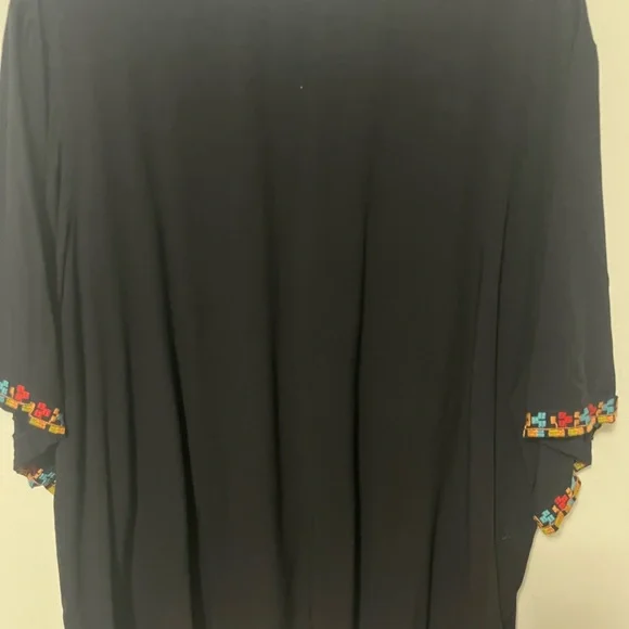 Black Embroidered V-Neck Women's Top with Multicolor Floral Detail - Picture 3 of 3